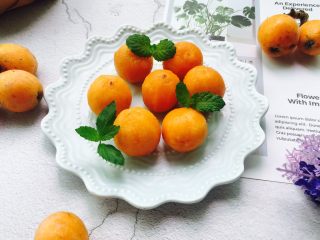 13、#一起吃枇杷#巧剥枇杷,成品图二