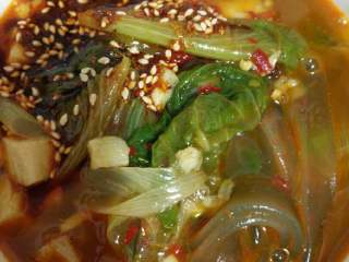 11、麻辣粉,喜欢吃辣的宝宝可以再来点辣椒油，我自己泼的油泼辣子????味道攒劲的很，自己做也很卫生