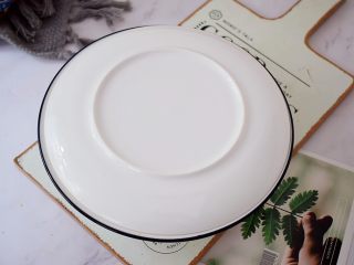 8、红糖姜撞奶,盖上盖子静置10分钟即可