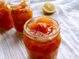 10、自做金桔柠檬茶,不只能止咳化痰,还是面包好伴侣,还能作为果酱涂抹面包,清香怡人。