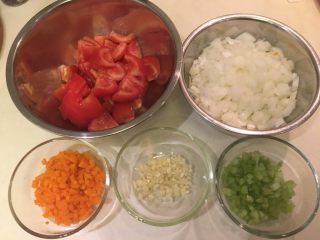 8、意大利肉酱面,好啦！动作快的大概可以跟我一样！10分钟不用！哈哈哈