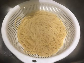 27、意大利肉酱面,倒掉煮面水