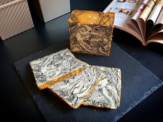 25、黑芝麻酱吐司,成品