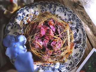 7、快手 健康免油炸的 拔丝紫薯,就有一圈圈的丝了，绕多少圈随意