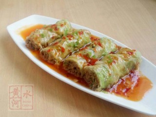 10、鱼香白菜卷,浇在白菜卷上