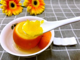 13、盐蒸橙子,再吃口橙子肉，小宝贝快快吃吧，明天咳嗽就好啦????