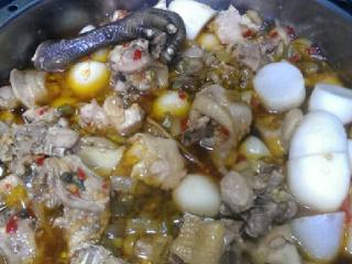 8、三椒芋儿蒸鸡,蒸好了！