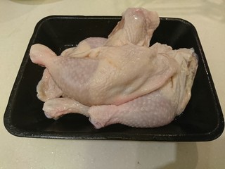 1、电饭煲+海南鸡饭,大雞腿洗淨