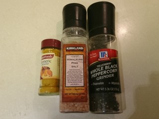 5、电饭煲+海南鸡饭,姜黃粉、海鹽、黑胡椒