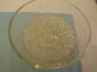 28、电饭煲+海南鸡饭,恩恩!沾醬搞定!