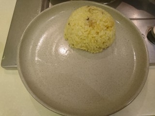 34、电饭煲+海南鸡饭,倒扣到大盤裡