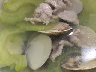 10、#文蛤苦瓜汤#,成品图。