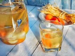 9、竹蔗茅根水,太好喝了，一人一杯根本不过瘾。