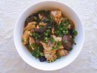 17、香菇木耳滑鸡,成品图