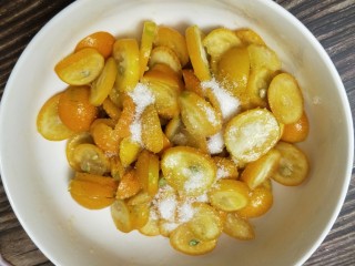 10、金桔酱,再加两勺白砂糖