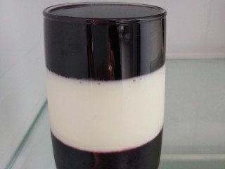 11、桑椹纯酸奶慕斯杯,可以变换花样