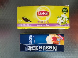1、海岩奶绿,材料表中的量是一人份的，请根据人数自行调节哈~
