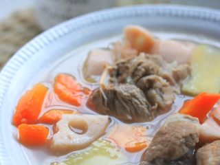 17、莲藕排骨汤,成品