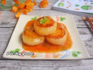 15、素之食谱—煎萝卜,汁淋在萝卜上就可以享用了。