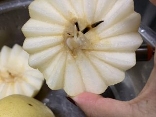 6、冰糖雪梨,去核