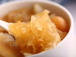 9、传世五宝汤-带带,冰糖可以一起放,也可以等待煮好后放入调味