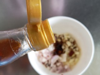 6、凉拌脆藕,红油