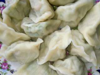 8、葫芦瓜猪肉，金钩海米馅饺子,白白胖胖的饺子出锅喽