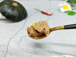 17、#感恩节食谱#有机南瓜肉糜盅,肉糜鲜嫩多汁。