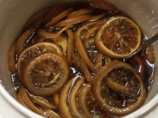 9、柠檬膏,7小时，看出焦糖色。