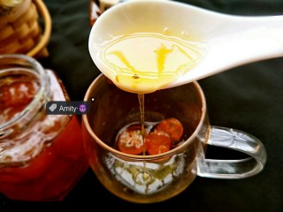 7、金桔膏,这汁液像不像蜂蜜啊，都是精华！