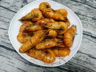 9、爆炒大头虾,起锅，简单方便的家庭版爆炒虾完成了