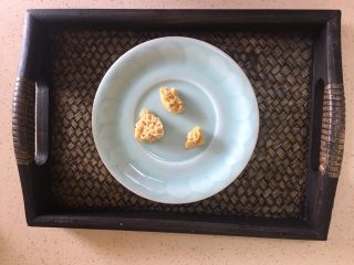 4、梦幻星空燕窝,石蜂糖取10克