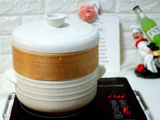 19、吃掉一朵花+萝卜丝柳叶包&清炖红蟹鱼汤,大火煮沸后、进行蒸10分钟即可