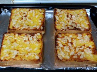 10、快手美味早餐【岩烧乳酪】,烤到自己喜欢的颜色取出