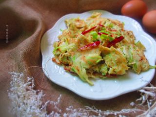 12、西葫芦糊塌子,吃的时候可以蘸点什么乱七八糟的辣酱啊、豆腐乳之类的，也可以直接吃~