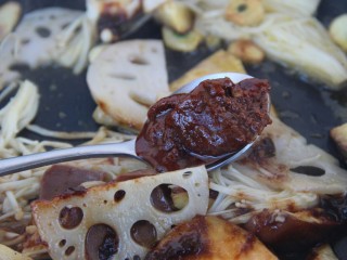 13、麻辣香锅米饭,再加一勺麻辣香锅料