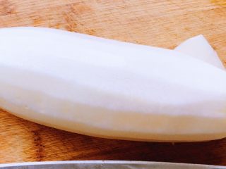 1、肉末炖萝卜,萝卜去皮
