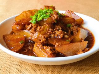 15、肉末炖萝卜,享用美味吧……????