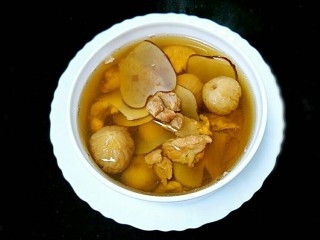 8、海底椰无花果瘦肉汤,成品图