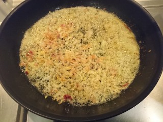 18、台式雞肉飯,一直炒一直炒一直炒。