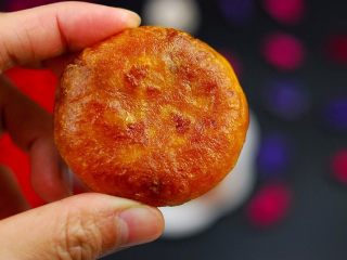 12、豆沙馅南瓜饼,完成,可以开吃啦···