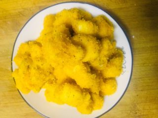 18、家庭版黑椒鸡米花,口感酥脆，鸡肉爽嫩