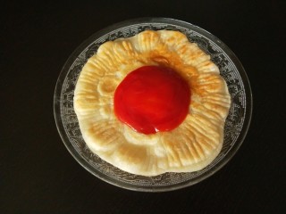 16、冬日暖心菜+冬日暖心太阳糯米饼,出锅挤上番茄吐司。