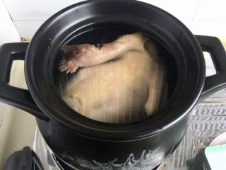 17、冬日进补系列➕当归黄芪枸杞鲜鸡汤,开大火煮开