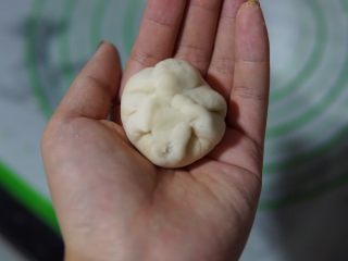 19、红薯开花馒头,捏紧收口，不用在乎是否好看