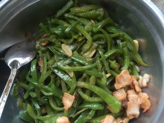 7、家庭厨房版香港炒面,炒熟后盛出