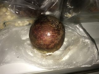 1、甜菜头胡萝卜玉米汤,甜菜头又叫甜菜根，其主要成分为蔗糖，除此之外，还含有多种氨基酸、有机酸、水溶性维生素和钙、铁、镁等矿物质，有健胃消食、止咳化痰、顺气利尿、消热解毒、肝脏解毒等功效。