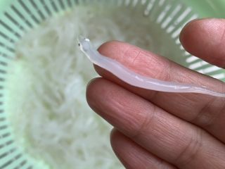 4、冬日暖心菜—银鱼抱蛋,洗