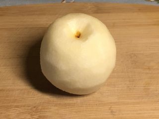 7、冰糖雪梨,去皮