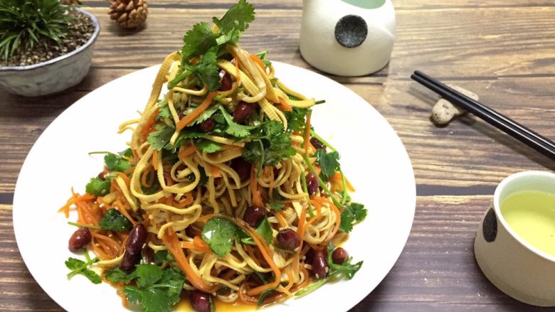 凉拌干丝金针菇